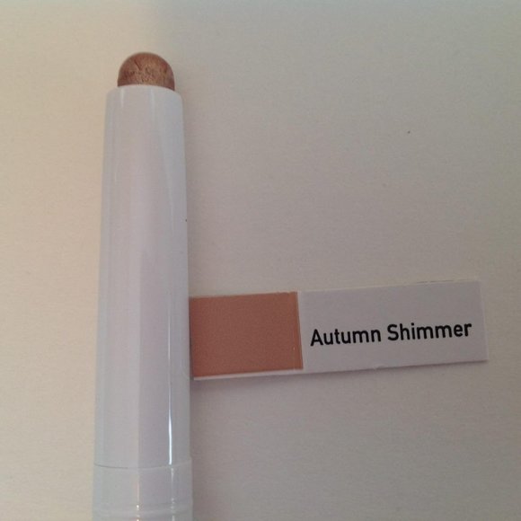 Mally Beauty Other - Mally Beauty Evercolor Shadow Stick in AUTUMN SHIMMER a shimmering rose gold